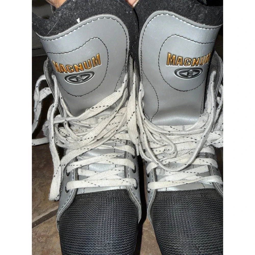 Easton Magnum Ice Hockey Skates Bladz Magnum Silver Kids Size 4